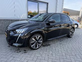 Peugeot 208 1.2 PureTech GT picture 35