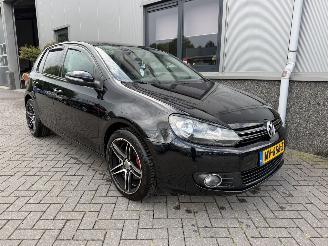 Schadeauto Volkswagen Golf 1.4 TSI Highline 2010/6