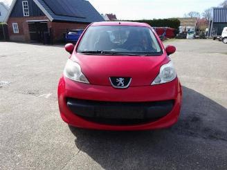 Peugeot 107 107, Hatchback, 2005 / 2014 1.0 12V picture 1