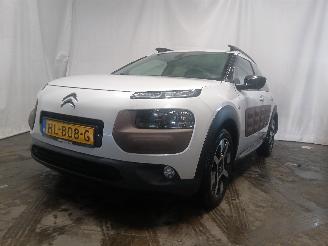 Avarii autoturisme Citroën C4 C4 Cactus (0B/0P) Hatchback 5-drs 1.2 PureTech 82 12V (EB2F(HMZ)) [60k=
W]  (09-2014/...) 2015/4