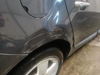 Renault Mégane Megane III Grandtour (KZ) Combi 5-drs 1.6 16V (K4M-858(K4M-R8)) [81kW]=
  (05-2009/08-2015) picture 23