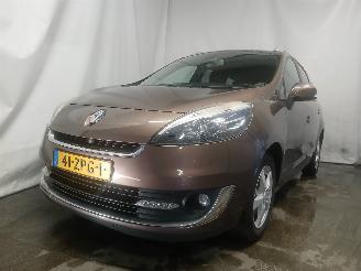 skadebil auto Renault Scenic Grand Scénic III (JZ) MPV 1.2 16V TCe 115 (H5F-400(H5F-A4)) [85kW]  =
(04-2012/12-2016) 2013/1