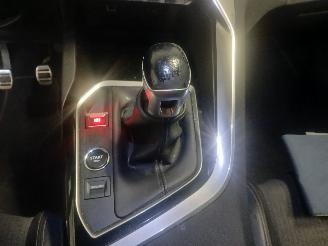 Peugeot 5008 5008 II (M4/MC/MJ/MR) MPV 1.2 12V e-THP PureTech 130 (EB2DTS(HNY)) [96=
kW]  (12-2016/12-2024) picture 17