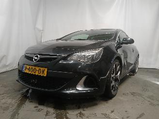 Damaged car Opel Astra Astra J GTC (PD2/PF2) Hatchback 3-drs 2.0 16V Turbo OPC (A20NFT(Euro 5=
)) [206kW]  (04-2012/10-2018) 2013/3