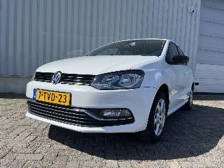 škoda osobní automobily Volkswagen Polo Polo V (6R) Hatchback 1.2 TSI 16V BlueMotion Technology (CJZC(Euro 6))=
 [66kW]  (02-2014/10-2017) 2014/5