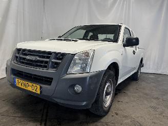 Voiture accidenté Isuzu D-Max D-Max Pick-up 2.5 D (4JK1-TC) [100kW]  (10-2006/05-2012) 2011/5