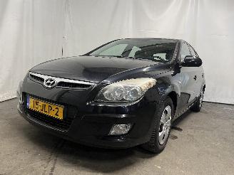 uszkodzony samochody osobowe Hyundai I-30 i30 (FD) Hatchback 1.4 CVVT 16V (G4FA) [80kW]  (10-2007/11-2011) 2009/6