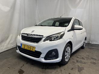 uszkodzony samochody osobowe Peugeot 108 108 Hatchback 1.0 12V (1KRFE(CFB)) [51kW]  (05-2014/...) 2016/1