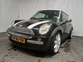 Vaurioauto  passenger cars Mini Mini Mini (R50/53) Hatchback 1.6 16V Cooper (W10-B16A) [85kW]  (06-2001/09-=
2006) 2003/10