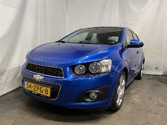 Vaurioauto  passenger cars Chevrolet Aveo Aveo (300) Hatchback 1.4 16V (LDD) [74kW]  (03-2011/12-2015) 2013/1