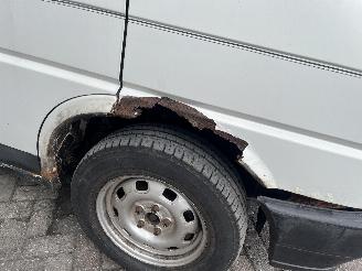 Volkswagen Transporter Transporter T4 Ch.Cab/Pick-up 2.4 D (AAB) [57kW]  (09-1990/04-1998) picture 8