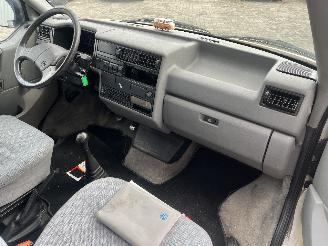 Volkswagen Transporter Transporter T4 Ch.Cab/Pick-up 2.4 D (AAB) [57kW]  (09-1990/04-1998) picture 15