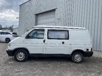 Volkswagen Transporter Transporter T4 Ch.Cab/Pick-up 2.4 D (AAB) [57kW]  (09-1990/04-1998) picture 4