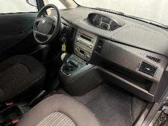 Lancia Musa Musa MPV 1.4 16V (843.A.1000) [70kW]  (10-2004/09-2012) picture 8
