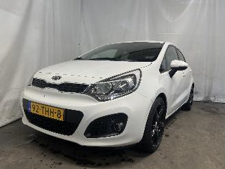 Schadeauto Kia Rio Rio III (UB) Hatchback 1.2 CVVT 16V (G4LA5) [63kW]  (09-2011/12-2017) 2012/2
