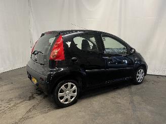 Peugeot 107 107 Hatchback 1.0 12V (384F(1KR)) [50kW]  (06-2005/05-2014) picture 6