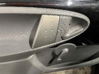Peugeot 107 107 Hatchback 1.0 12V (384F(1KR)) [50kW]  (06-2005/05-2014) picture 13