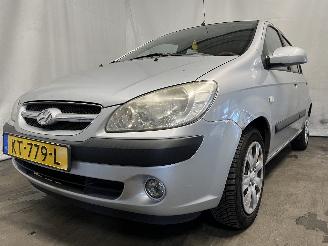 Voiture accidenté Hyundai Getz Getz Hatchback 1.1i 12V (G4HG) [49kW]  (09-2005/06-2009) 2005/12