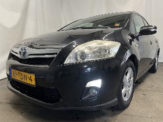 Vaurioauto  passenger cars Toyota Auris Auris (E15) Hatchback 1.8 16V HSD Full Hybrid (2ZRFXE) [100kW]  (09-20=
10/09-2012) 2012/1