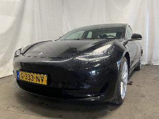 skadebil auto Tesla Model 3 Model 3 Sedan Long Range 72kWh (3D6) [192kW]  (01-2017/...) 2019/11
