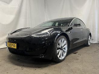 Tesla Model 3 Model 3 Sedan Long Range 72kWh (3D6) [192kW]  (01-2017/...) picture 2