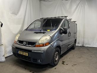 uszkodzony samochody osobowe Renault Trafic Trafic New (FL) Van 2.5 dCi 16V 135 (G9U-730) [99kW]  (05-2003/10-2006=
) 2005/8