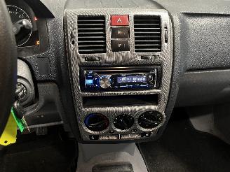 Hyundai Getz Getz Hatchback 1.3i 12V (G4EA) [60kW]  (09-2002/03-2004) picture 19