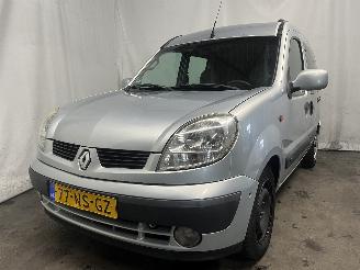 Damaged car Renault Kangoo Kangoo (KC) MPV 1.6 16V (K4M-752) [70kW]  (06-2001/01-2008) 2004/1