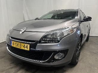 Voiture accidenté Renault Mégane Megane III Grandtour (KZ) Combi 5-drs 1.2 16V TCE 115 (H5F-400(H5F-A4)=
) [85kW]  (03-2012/02-2016) 2013/10