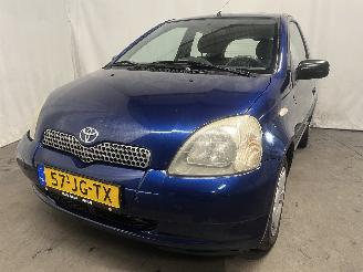 Damaged car Toyota Yaris Yaris (P1) Hatchback 1.3 16V VVT-i (2NZFE) [63kW]  (08-1999/11-2005) 2002/4