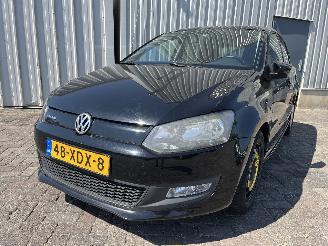 Voiture accidenté Volkswagen Polo Polo V (6R) Hatchback 1.2 TDI 12V BlueMotion (CFWA(Euro 5)) [55kW]  (1=
0-2009/05-2014) 2012/5