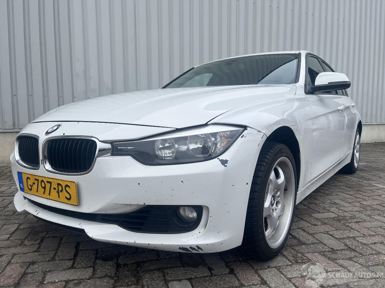 BMW 3-serie 3 serie (F30) Sedan 328i 2.0 16V (N20-B20A) [180kW]  (11-2011/10-2018)=