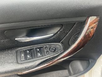 BMW 3-serie 3 serie (F30) Sedan 328i 2.0 16V (N20-B20A) [180kW]  (11-2011/10-2018)= picture 14