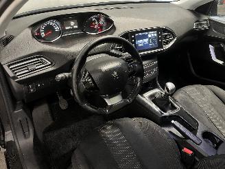 Peugeot 308 308 SW (L4/L9/LC/LJ/LR) Combi 5-drs 1.6 BlueHDi 120 (DV6FC(BHZ)) [88kW=
]  (03-2014/12-2021) picture 19