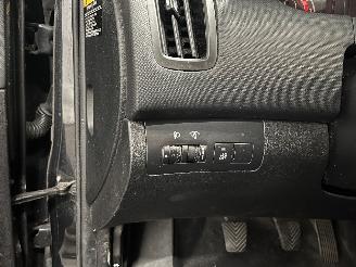 Kia Cee d Cee'd Sporty Wagon (EDF) Combi 1.4 16V (G4FA) [66kW]  (07-2009/12-2012=
) picture 22