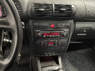 Audi A3 A3 (8L1) Hatchback 1.6 (BFQ) [75kW]  (08-2000/05-2003) picture 21