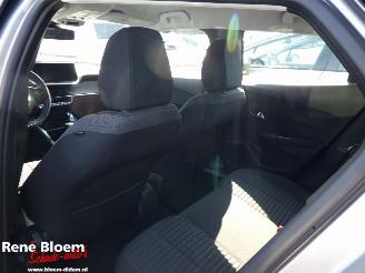 Peugeot 2008 1.2 PureTech Active 101pk picture 12