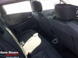 Renault Clio 1.5 DCI Limited picture 9