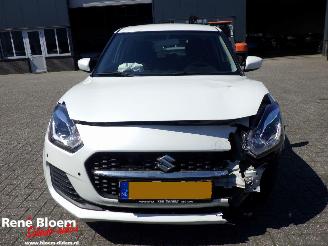 Suzuki Swift 1.2 Comfort Smart Hybrid picture 3