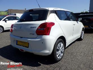 Schadeauto Suzuki Swift 1.2 Comfort Smart Hybrid 2022/11
