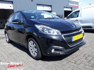 Peugeot 208 1.2 Puretech Bluelion Airco 5drs picture 2