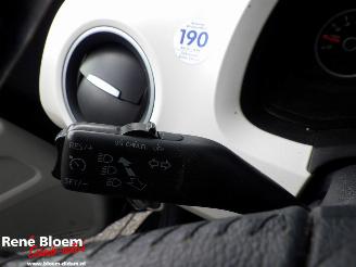 Seat Mii 1.0 Style Chic 75pk Airco picture 20