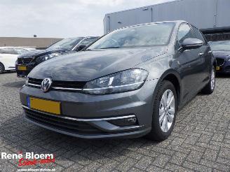 Schadeauto Volkswagen Golf 1.0 TSI Comfortline 2018/8