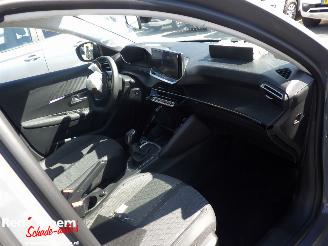 Peugeot 208 1.2 Puretech 75 Active 5drs picture 10