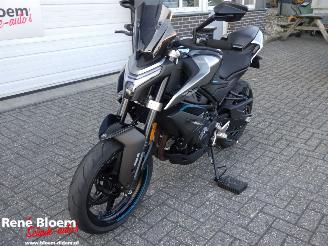 CFMoto  450 NK picture 3