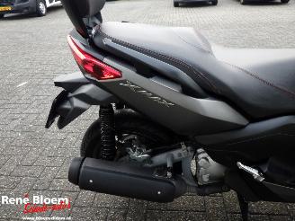 Yamaha XMAX 250  picture 16