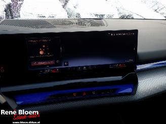 BMW i5 Touring E-Drive 40 340pk 84kwh Full Option picture 23