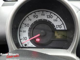Peugeot 107 1.0-12V XS picture 11