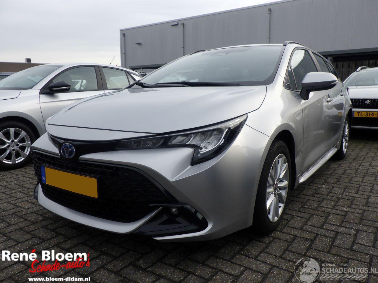 Toyota Corolla Hybrid 140 Active water damage!