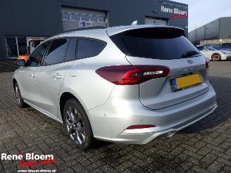 Ford Focus 1.0 EcoBoost Hybrid St-Line picture 2